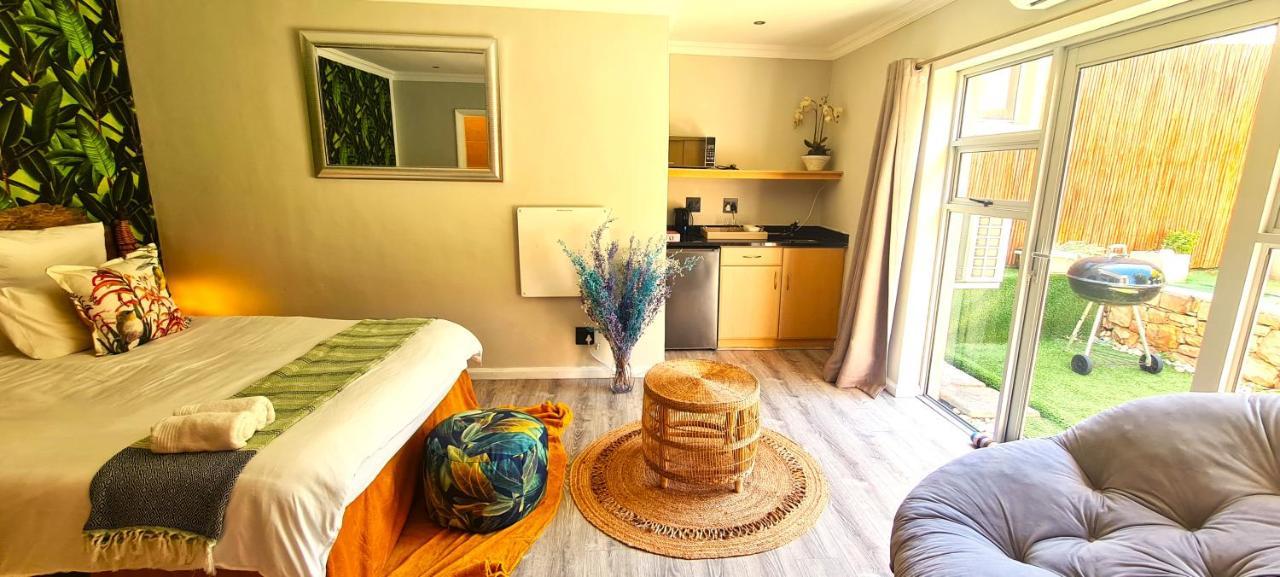 African Groove Camps Bay Kapstaden Exteriör bild