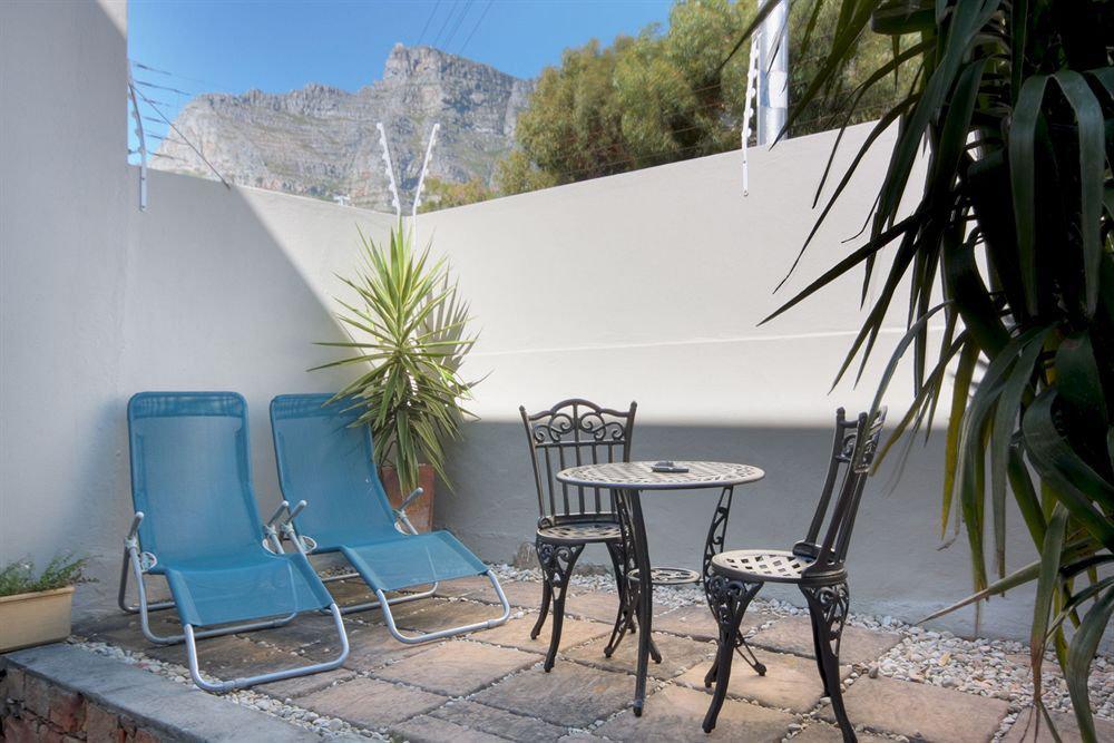 African Groove Camps Bay Kapstaden Exteriör bild